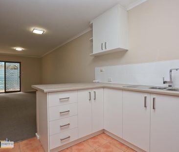 Comfortable 2x1 Unit in the Heart of East Victoria Park - Photo 2