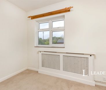 2 bedroom house to rent Munns Cottages, High Street, Eynsford, Dart... - Photo 5