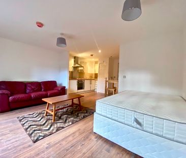 Staveley Court, Staveley Road, Sheffield, S8 - Photo 3