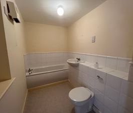 Monthly Rental Of £1,100 - Photo 6