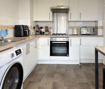 2 bedroom flat to rent - Photo 6