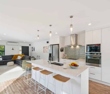 Modern 3-Bedroom Home in Papakura - Photo 2