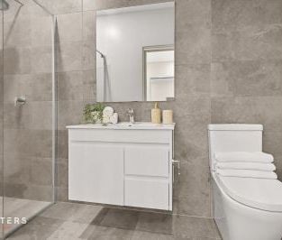 Two Bedroom Unit with Contemporary Styling and Comfort - Photo 4