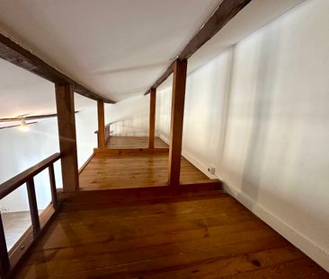 LA PENNE SUR HUVEAUNE, STUDIO AVEC MEZZANINE - Photo 1