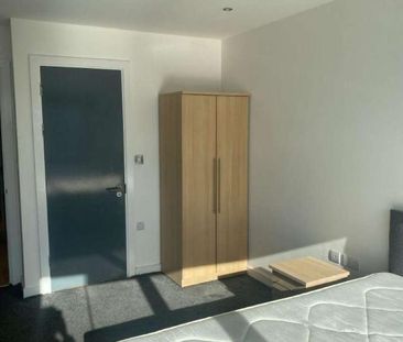 Alexandra Tower, Liverpool, L3 - Photo 1