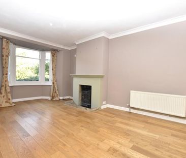 Station Road, Corsham, Wiltshire, SN13 - Photo 2