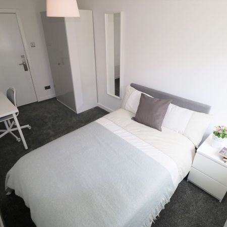 Flat 82, Samara Plaza, LS2 9DU, Leeds - Photo 3
