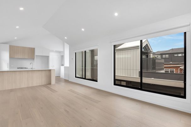 5 Rubicon Street, Reservoir VIC 3073 - Photo 1