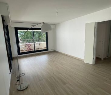 Location Appartement 3 pièces 68m² ENGHIEN LES BAINS 95880 - Photo 2