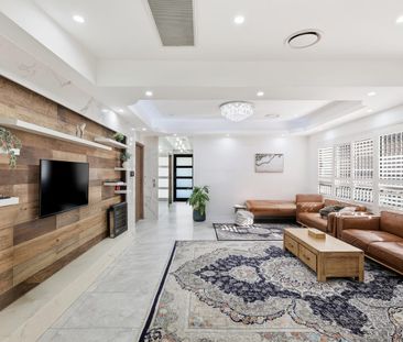 Stylish Family Residence with Exceptional Outdoor Space - Photo 2
