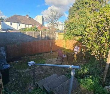 Killarney Close, Hightown, Southampton, Hampshire, SO19 - Photo 6