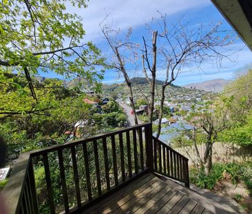 23 Hawkhurst Road, Lyttelton - Photo 1