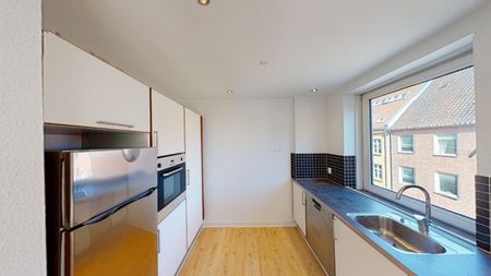Moderniseret delevenlig 3 værelses lejlighed - Foto 4