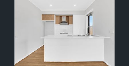 Beautiful Family home - Photo 3