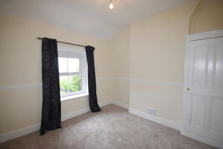 3 bedroom detached house to rent - Photo 4