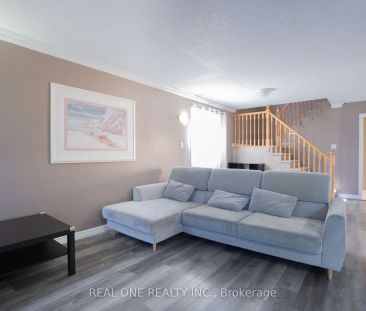 Detached Home For Lease | X8440516 - Photo 6