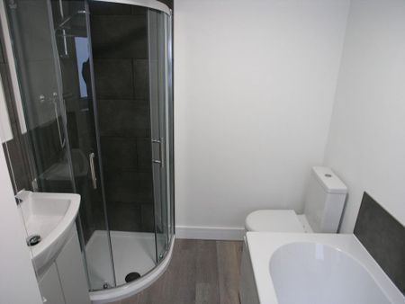 3 bedroom terraced house to rent - Photo 5