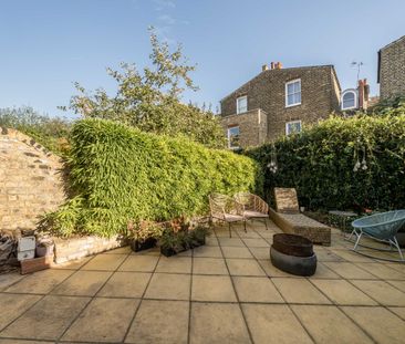 Winchendon Road, London, SW6, London - Photo 2