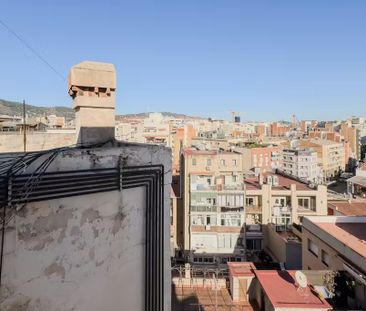 Carrer d'Occident, L'Hospitalet de Llobregat, Catalonia 08903 - Photo 5