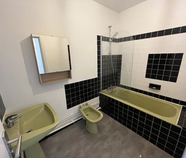 Location Appartement 3 pièces 70m² BOURGES 18000 - Photo 4