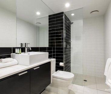 FULLY FURNISHED@CODE APARTMENTS - Photo 5