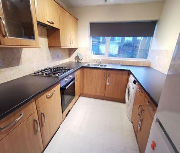 2 bedroom flat to rent - Photo 6