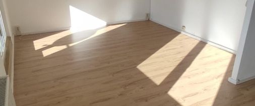 Bezugsfertige 3-Raum-Wohnung mit Balkon und Dusche - Foto 1