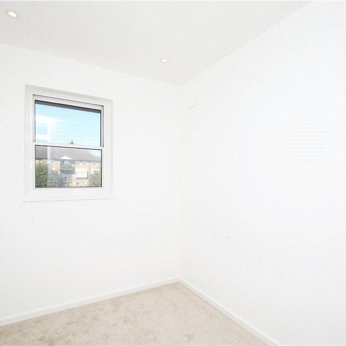 4 bedroom house to rent - Photo 1
