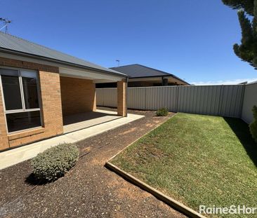 2 Drupe Street, Munno Para West, SA 5115 - Photo 5