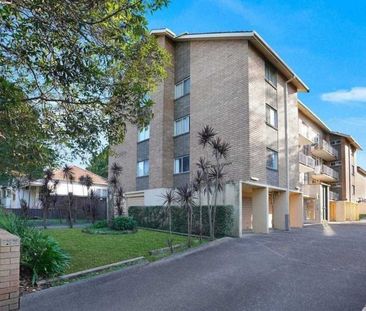 10/11-13 Tavistock Road Homebush West - Photo 4