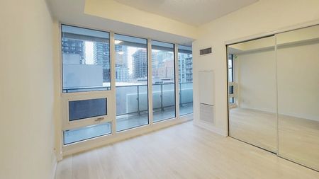For Lease - 2221 Yonge Street Unit# 902, Toronto, Ontario - Photo 5