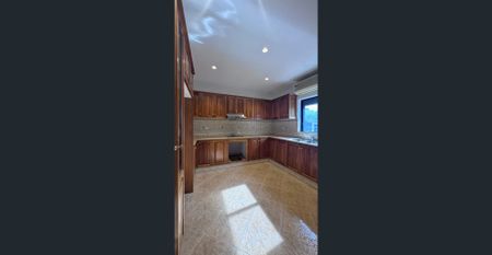 $630 per week – Water & Internet Included - Photo 2