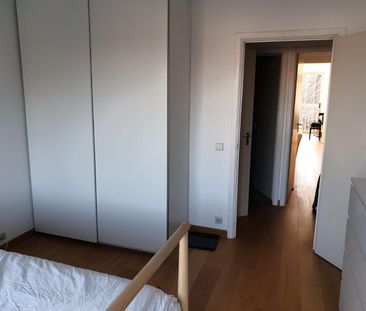Volledig gerenoveerd appartement op de 2de verdieping, ideaal geleg... - Foto 3