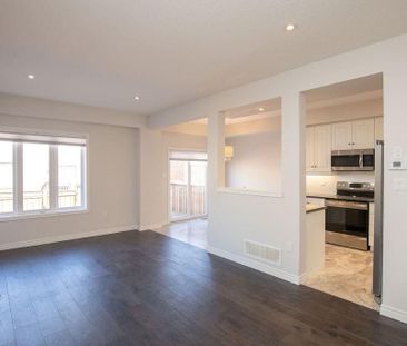 For Lease - 33 Dunrobin Lane, Grimsby, Ontario - Photo 2