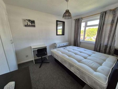 West Hill Drive, Hythe, Southampton, SO45 - Photo 5