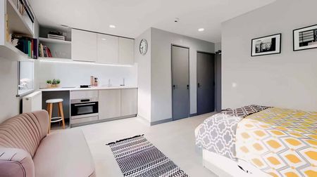 Superior Studio - Photo 2