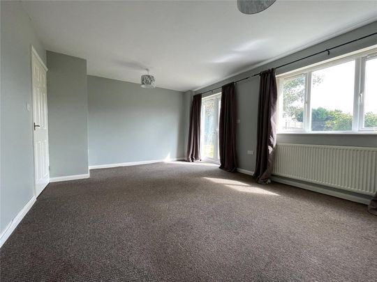 3 bedroom end of terrace house to rent - Photo 1