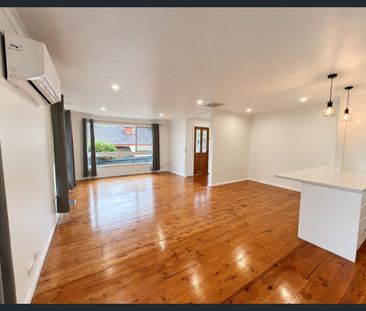 Stylish Family Home in a Quiet Location - Photo 1
