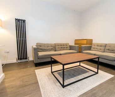 Harold Mount, Hyde Park, Leeds - Photo 4