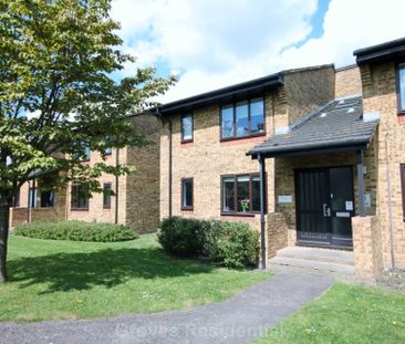 Price £1,350 pcm - Available 28/04/2026 - Furnished / Unfurnished - Photo 2