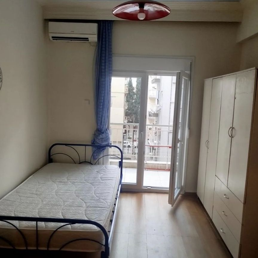 Studio/Γκαρσονιέρα για ενοικίαση - Φάληρο - Ιπποκράτειο, - Photo 1