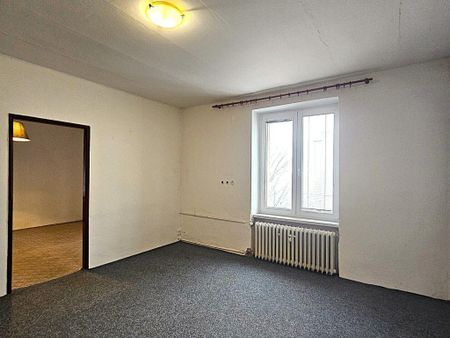 Pronájem bytu 2+1 66 m2 - Fotografie 5
