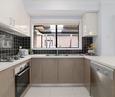 Easy Living in a Convenient Location - Photo 6