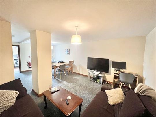 2 bedroom house share to rent - Photo 1