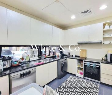 Beginning of Feb | Middle Unit | Spacious - Photo 4