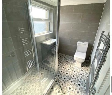 Room in a Shared House, Palmerston Road, E17 - Photo 4