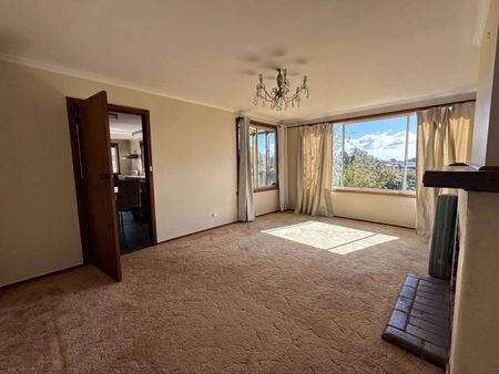 4 Bedroom Home - Photo 2