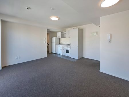 Peak Apartments - Photo 4