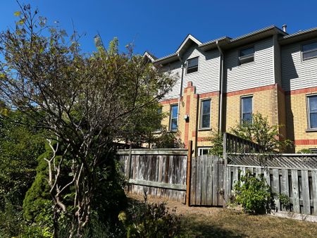 For Lease - 1199 Hamilton Road Unit# 4, London East, Ontario - Photo 2