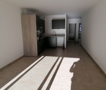 Location Appartement 3 pièces 63m² NICE 06100 - Photo 6